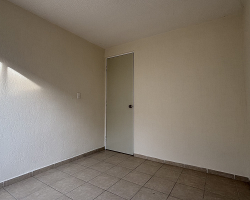 Santiago de Querétaro Blvrd Peña Flor 891, Querétaro, 3 Habitaciones Habitaciones, ,2.5 BathroomsBathrooms,Casa,En Renta,Blvrd Peña Flor 891,1610